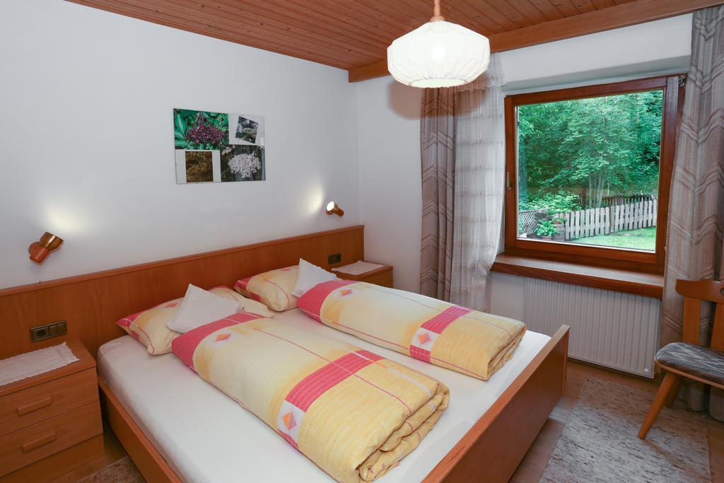 Bauernof Mittermueller Apartment Feldthurns Room photo